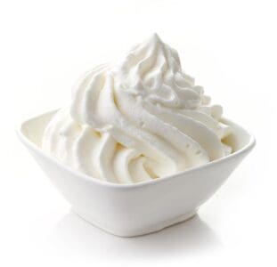whipping cream dùng làm nhiều món ăn