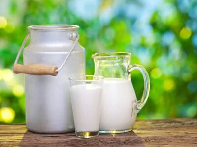 sữa tươi nguyên chất nguyên liệu cao cấp