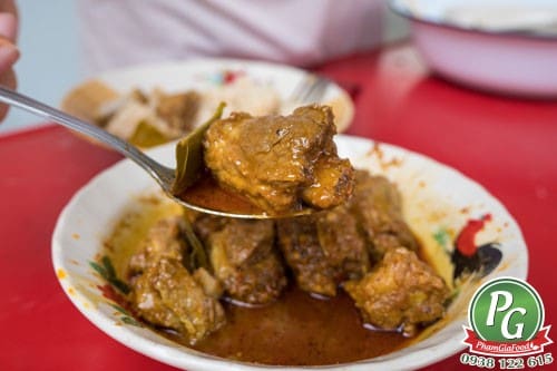 Cà ri sườn heo kiểu Thái ngon chuẩn vị 1 cay te dau luoi voi ca ri suon heo kieu thai