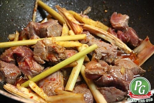 Phạm Gia Food hướng dẫn làm món bắp bò úc kho gừng xả 1