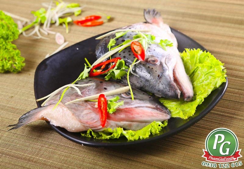 Lẩu đầu cá hồi với măng chua cho ngày cuối tuần hấp dẫn 1 dau ca hoi