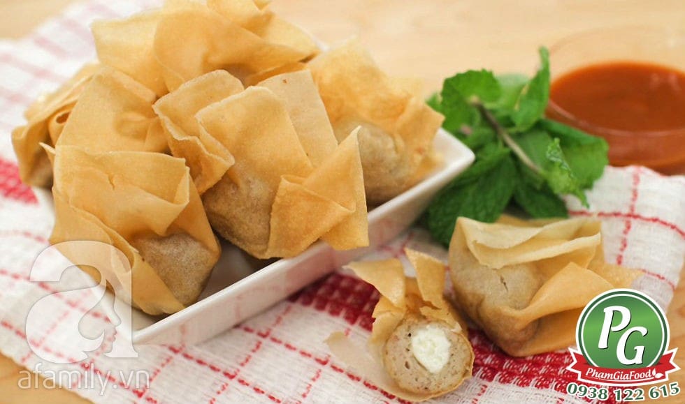 Cách làm hoành thánh nhân gà sốt phô mai cực dễ cho party cuối tuần 1 hoanh thanh 16 1483158505041