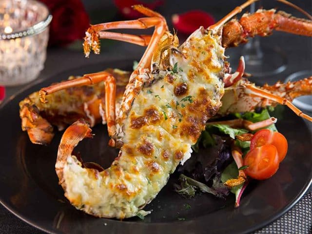 PHẠM GIA FOOD HƯỚNG DẪN BẠN CÁCH LÀM TÔM HÙM NƯỚNG PHÔ MAI 1 3