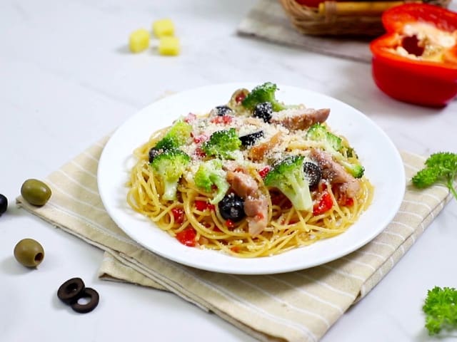 PHẠM GIA FOOD HƯỚNG DẪN BẠN CÁCH LÀM MÌ Ý GÀ NẤU OLIVE 1 7 5