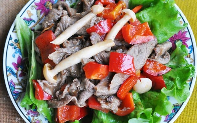 PHẠM GIA FOOD HƯỚNG DẪN BẠN CÁCH LÀM THỊT BÒ XÀO NẤM LINH CHI TRẮNG 1 26 2