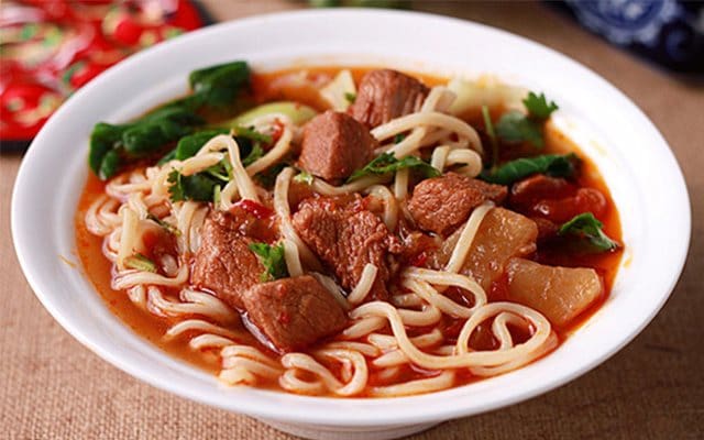 PHẠM GIA FOOD HƯỚNG DẪN BẠN CÁCH LÀM MÌ THỊT BÒ HẦM 1 9 1