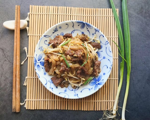 PHẠM GIA FOOD HƯỚNG DẪN BẠN CÁCH LÀM PHỞ XÀO THỊT BÒ KIỂU TRUNG HOA - GON CHOW NGAU HO 1 2 1