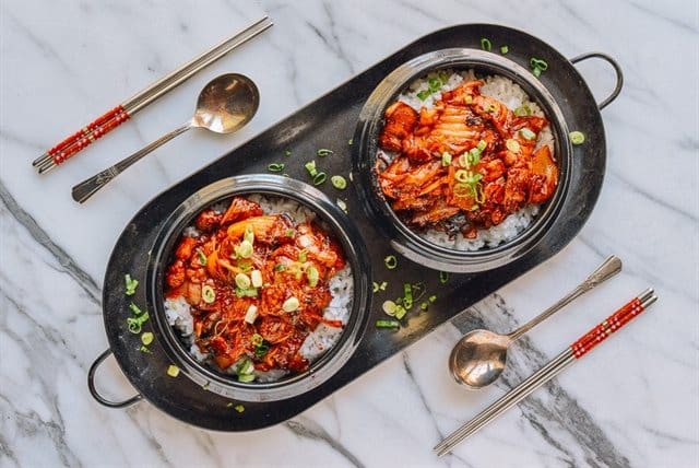 PHẠM GIA FOOD HƯỚNG DẪN BẠN CÁCH LÀM THỊT HEO XÀO KIM CHI NGON CƠM 1 2 5
